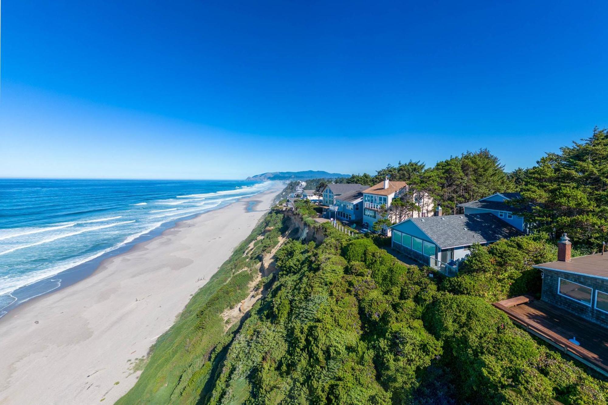 Lawton'S View Villa Lincoln City Exterior photo